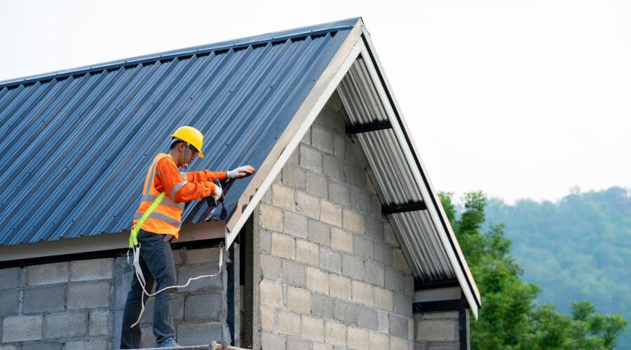 Professional Flat Roofing Installation in Cambridge, WI