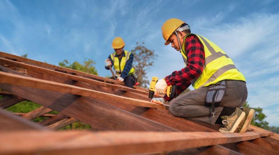 Professional Flat Roofing Installation services in Cambridge, WI